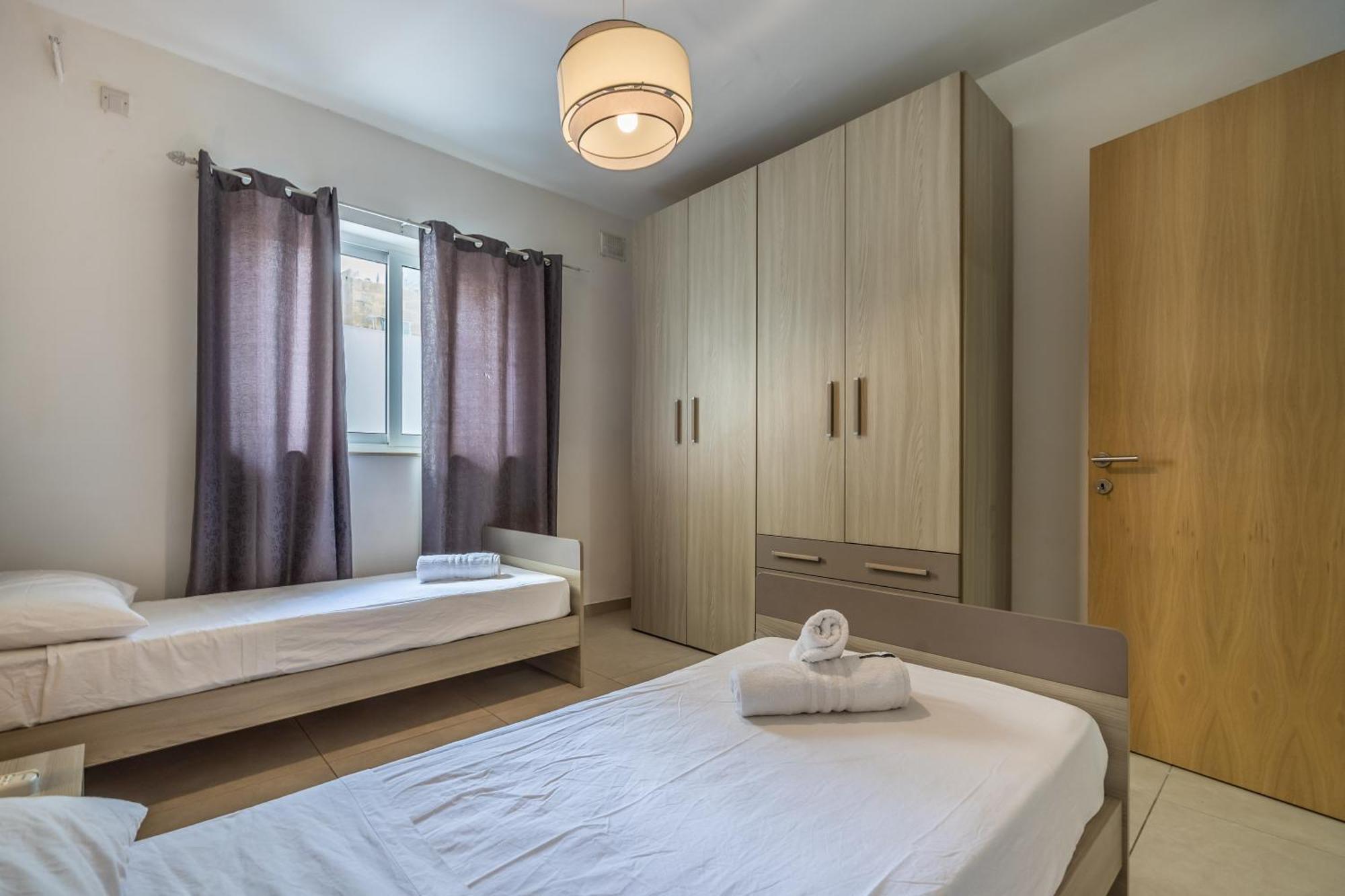 Superb 3Br Apt Close To Seafront Gzira Pokój zdjęcie